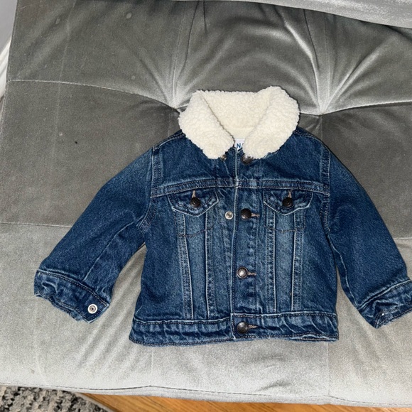 Old Navy Sherpa denim jacket - Picture 3 of 4